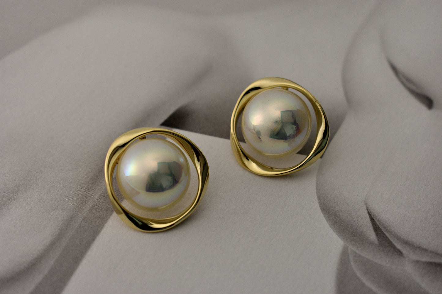 Asymmetrical Pearl Earrings