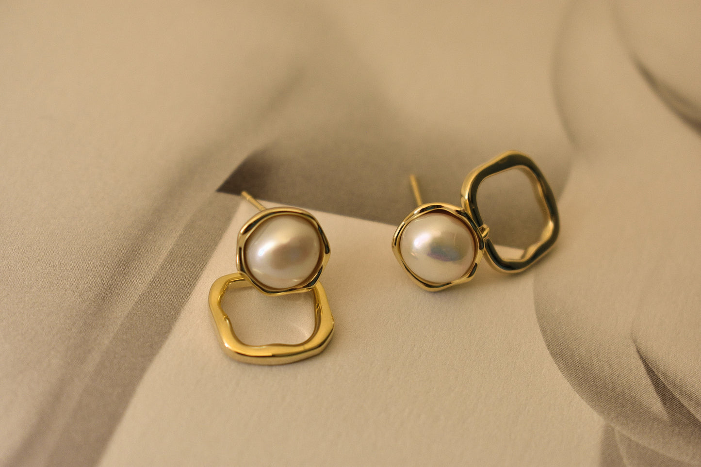 European Style Vintage Swarovski Pearl Earrings